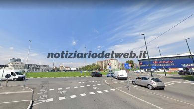 Incidente piazza Baldissera Torino oggi 8 marzo 2022: coinvolto ciclista