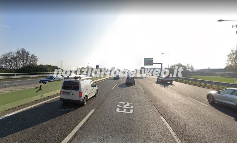 Incidente Tangenziale Torino oggi 13 maggio 2022: vettura in fiamme