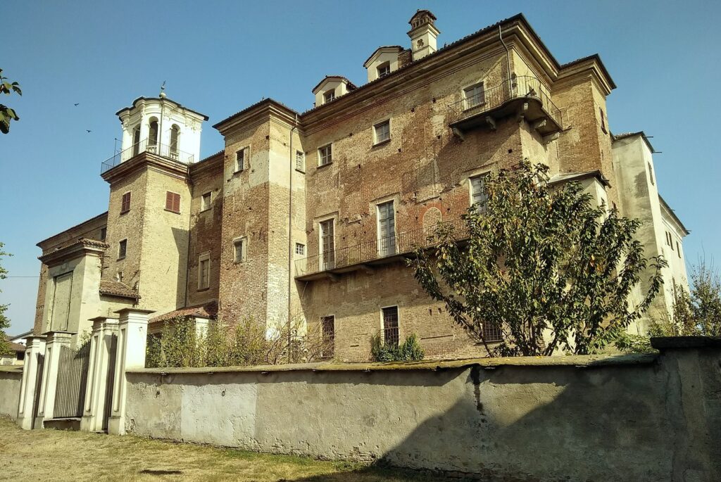 Castello di Moretta: il cavaliere fantasma che infesta il maniero