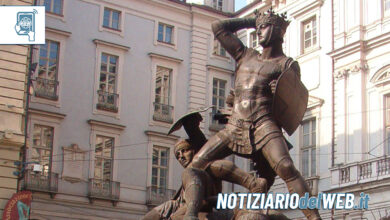 La statua di Palazzo Civico chi era il Conte Verde di Torino