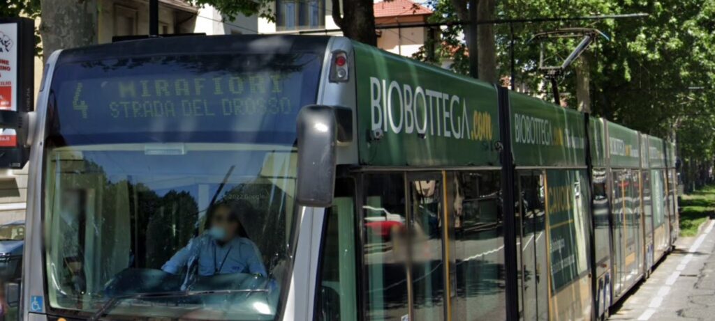 Torino, conducente GTT aggredito a bordo del tram della linea 4